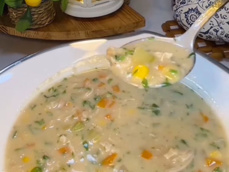شوربة الشوفان بالدجاج والخضار